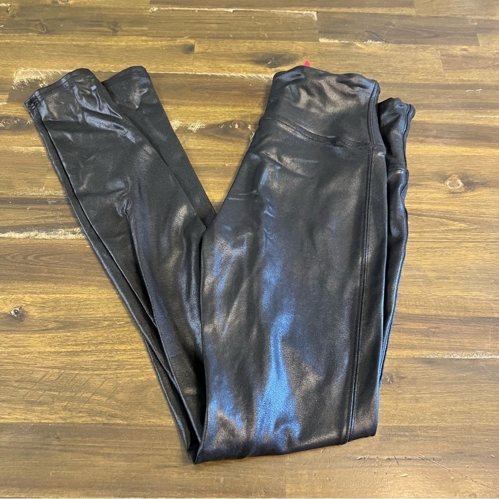 Spanx Black Faux Leather Leggings Pants Pull On Wet Small S
